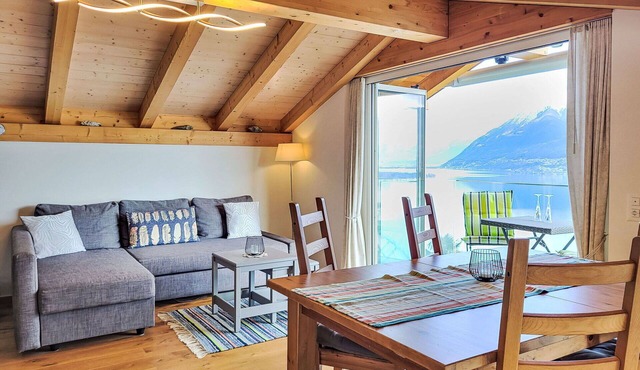 Cosy apartment for 4 guests with WIFI, TV, balcony, pets allowed and panoramic view