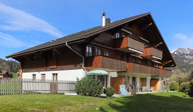 Cosy apartment for 4 people with WIFI, TV and terrace