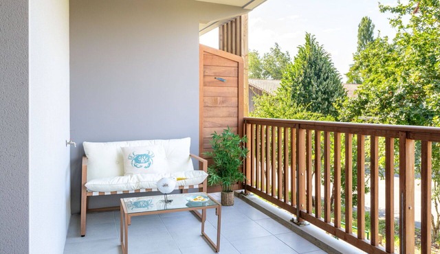 Cosy apartment for 4 people with WIFI, A/C, TV and balcony