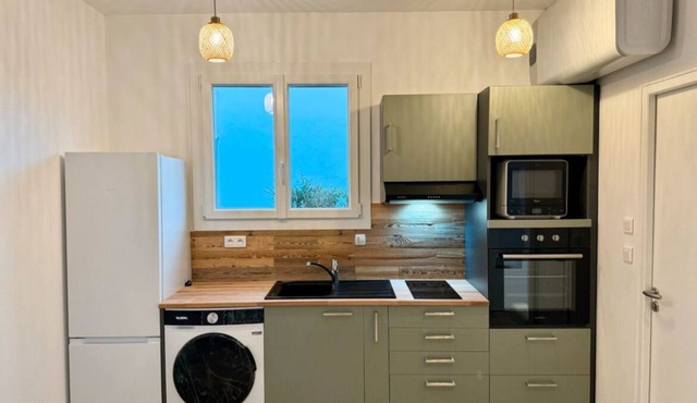 Cosy" apartment in a quiet area, Air-conditioned