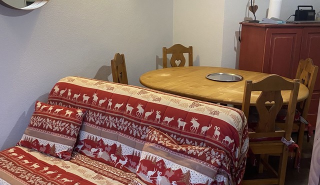 Cosy apartment with garage opposite the thermal baths