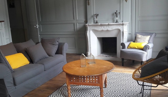 Cosy apartment in a former 18th-century town house