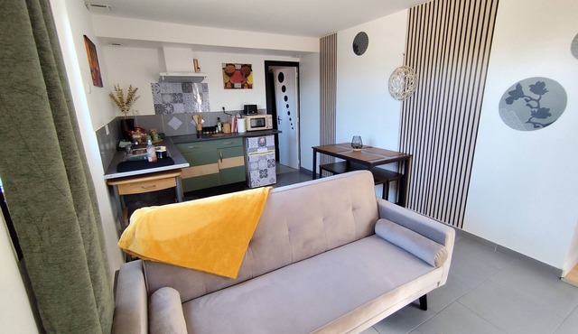 Cosy apartment in a quiet location near Cholet, 30 minutes from Puy du Fou