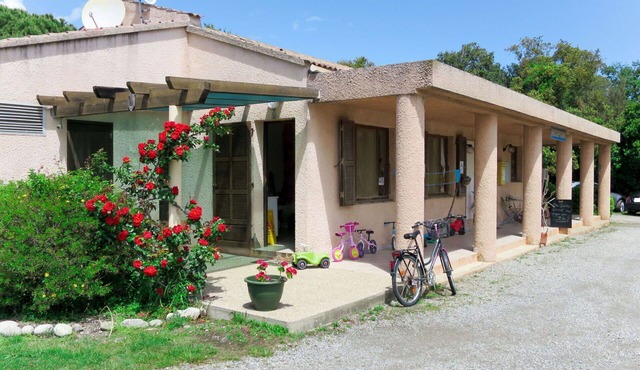 Cosy apartment in villa for 6 people with WIFI, A/C and terrace