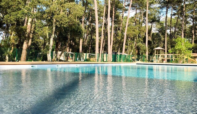 Cosy apartment in villa for 4 guests with pool, WIFI, A/C, TV, terrace and pets allowed