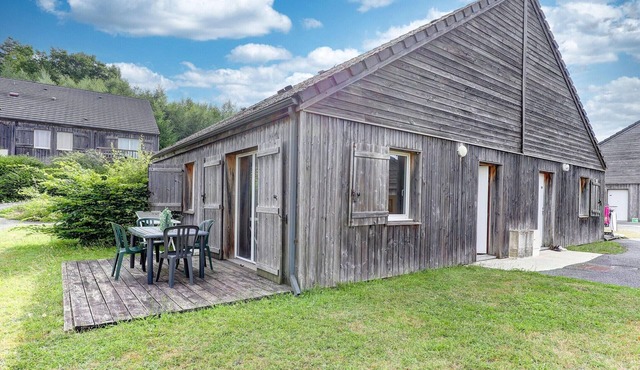 Cosy apartment near Égletons Town