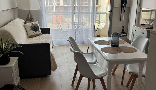 Cosy apartment near the beach