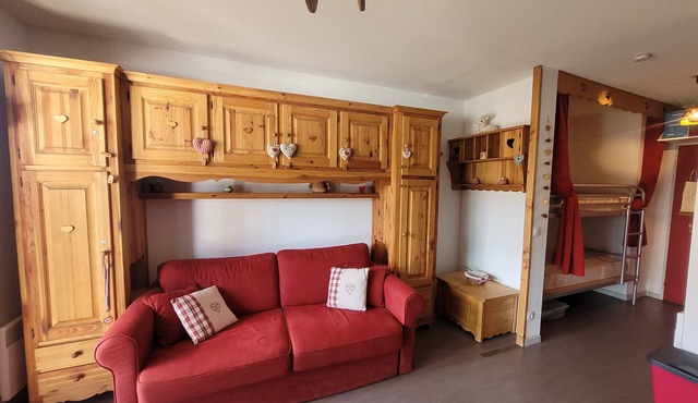 Cosy apartment, superb view at the foot of the slopes.