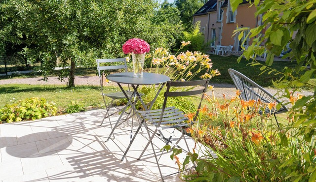 Cosy apartment with terrace - 3 minutes from the Bellême golf course