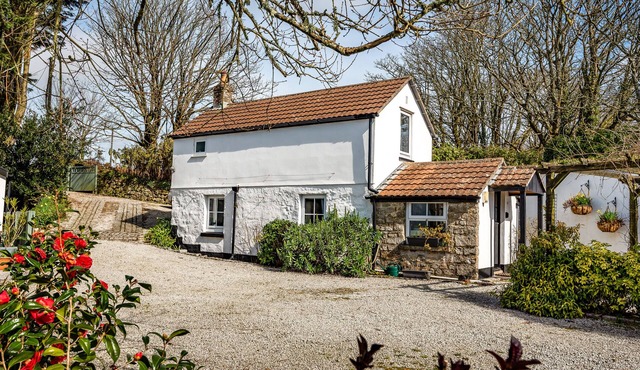 Cosy barn close to Praa Sands