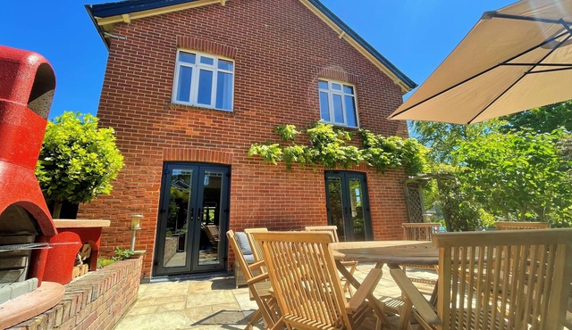 Cosy base for scenic routes