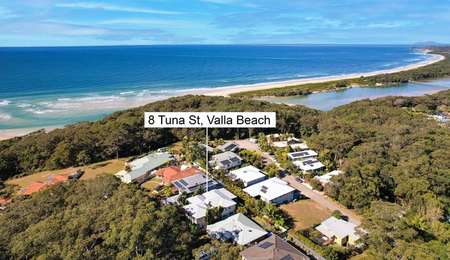 Cosy beach house, well suited for larger groups looking to spend time togethe