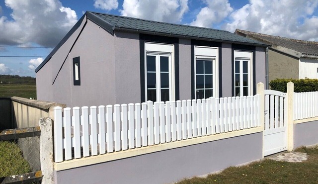 Cosy beachfront house