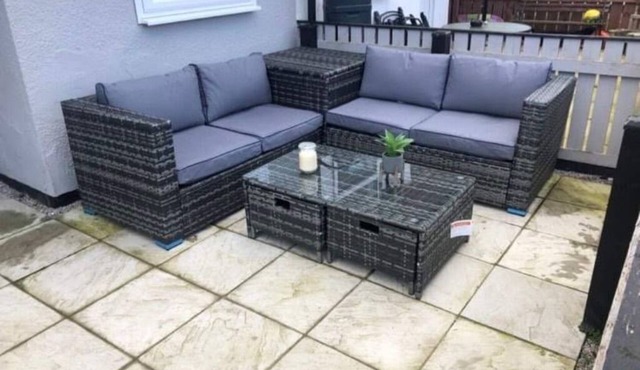 Cosy Bridlington chalet w/terrace — 5 min from the beach!