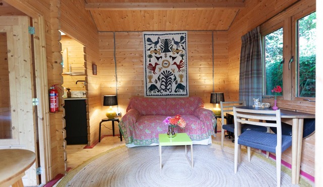 Cosy Cabin in stunning Thomas Hardy countryside 5 miles from the Jurassic Coast.