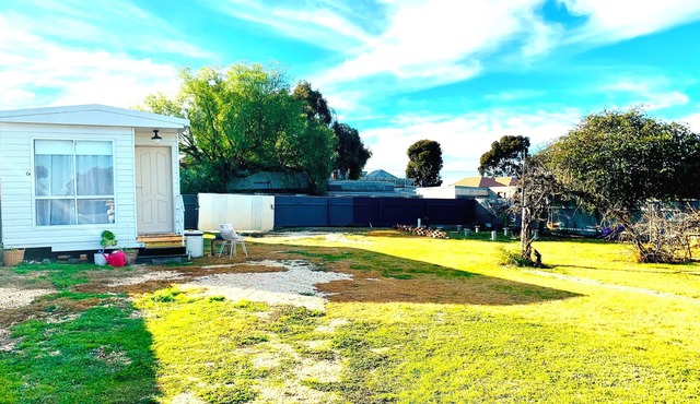 Cosy Cabin near Grampians! Pets welcome!