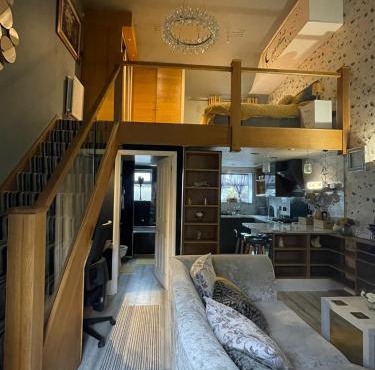 Cosy Cabin-Style Home - Work & Leisure