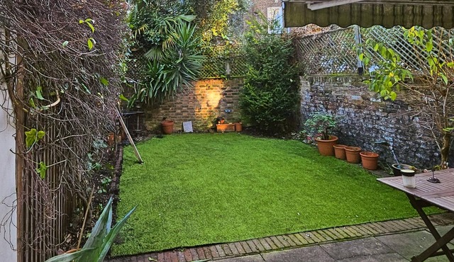 Cosy Camden - 3 Bed Garden Flat for Families and Pets