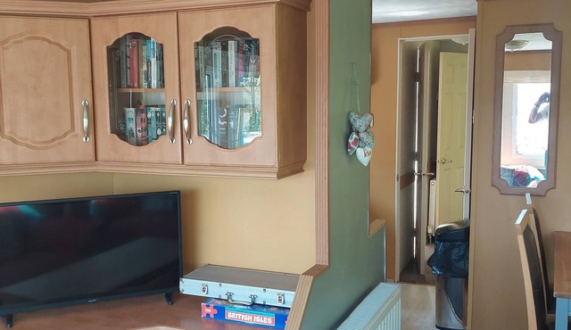 Cosy caravan in central location on the Isle of Skye.