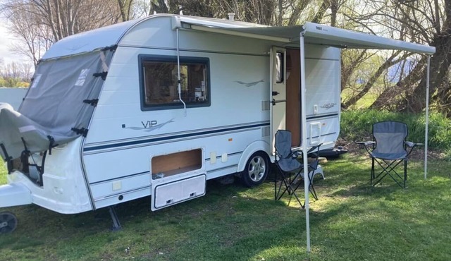 Cosy Caravan in Central Kaikoura only 5 mins walk to Town centre.