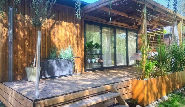 Cosy chalet in the Landes. 20 mn from the ocean.