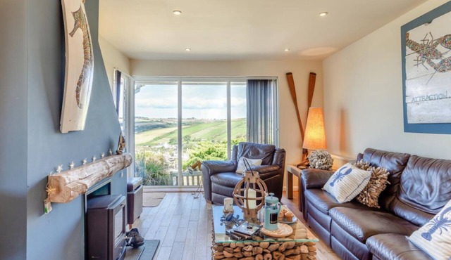 Cosy Coastal Getaway, Thurlestone. Garden. Beaches. Log Burner. Dog Friendly