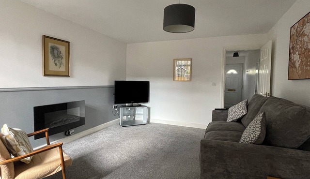 Cosy & Comfortable Apt W/parking