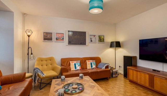 Cosy & Comfy Home in High Wycombe & The Chilterns| Pass the Keys