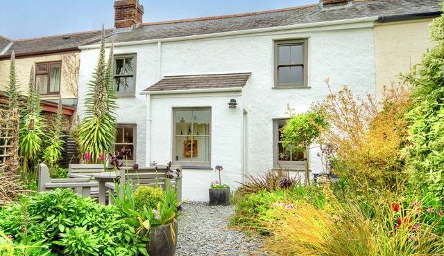 Cosy Cornish Cottage With Character and Charm
