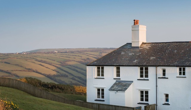Cosy cottage on the cliffs,for walking and nature lovers near Crackington Haven.