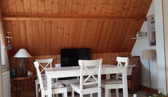 Cosy cottage ideally located