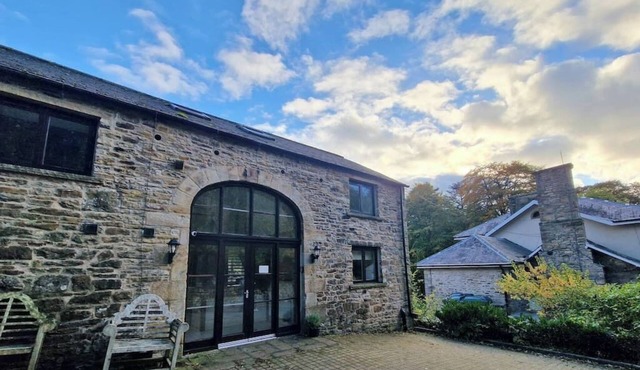 Cosy Cottage in Alston King Beds Free Wi-Fi Flat-Screen TV