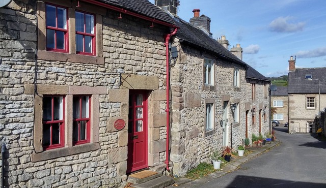 Cosy Cottage in the Beautiful Derbyshire Dales, Peak District