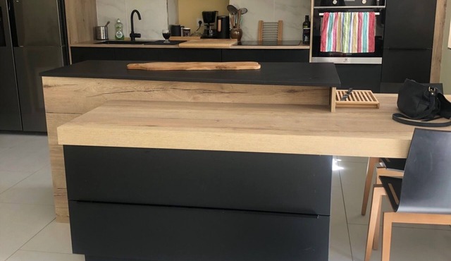 COSY COTTAGE IN THE HEART OF THE MONTS D'ARREE