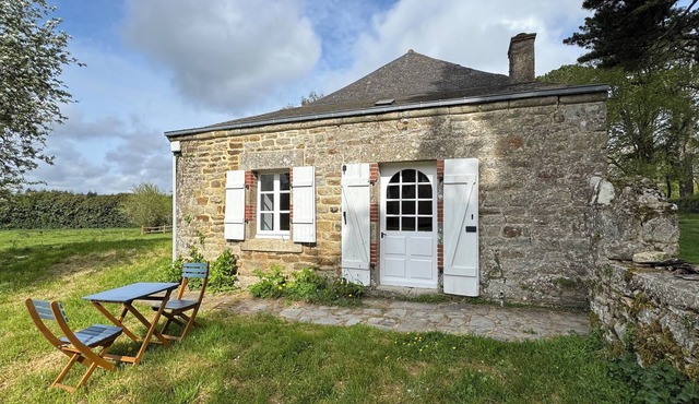 Cosy cottage with view of the castle - Golfe du Morbihan