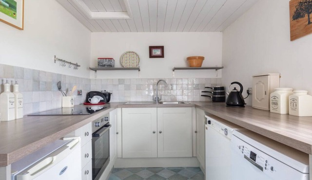 Cosy Cottage Wrexham sleeps 4