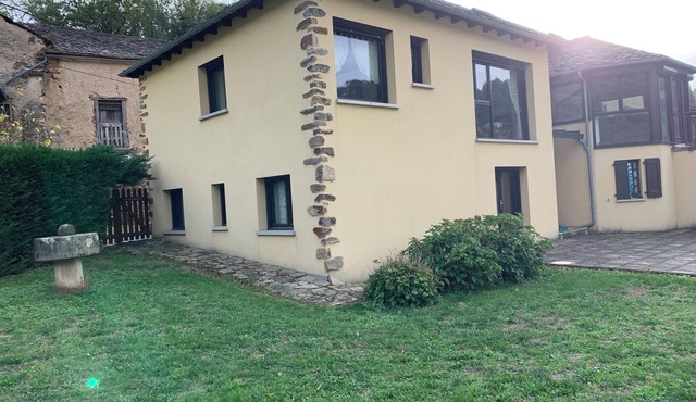 Cosy country side property with three cottages and covered swimming pool