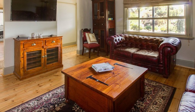 Cosy Crossfield Cottage Bed & Breakfast