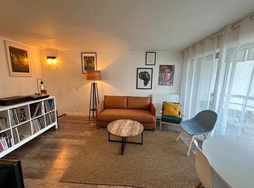 Cosy Duplex avec Parking à Paris 19 by immo kit bnb