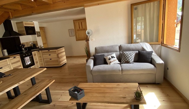 Cosy family apartment close to ski resorts and long walks