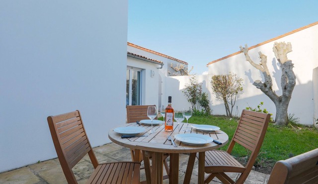 Cosy family house for 6 in Les Portes en Ré