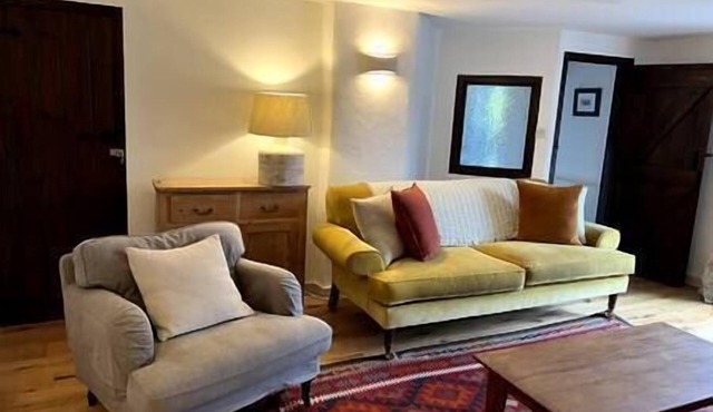 Cosy family home to explore the Roseland