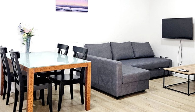 Cosy Family-sized Apartment Near Sydney Olympic Park Flemington Market Station