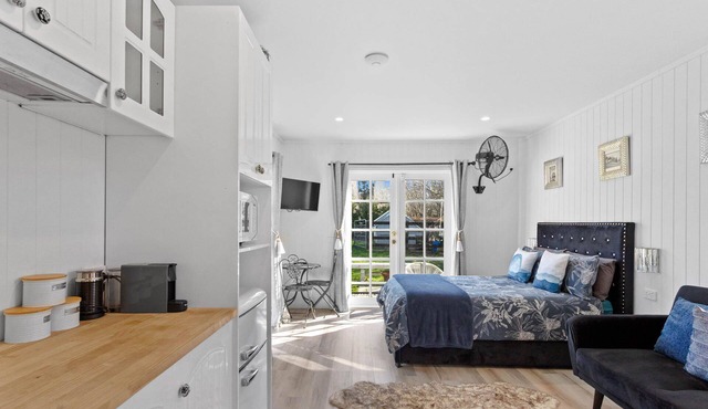 Cosy FarmStay@Harmony Cottage on Melbournes' Famous Mornington Peninsula