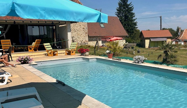 Cosy Fitness & Wellness Cottage with Shared Pool, Wi-Fi, and Air Conditioning