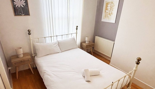 Cosy Flat Near City Centre & Princess Park