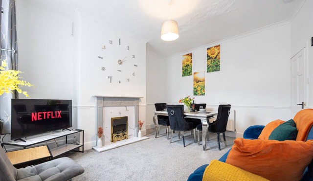 Cosy Four Bedroom Terrace Rishton