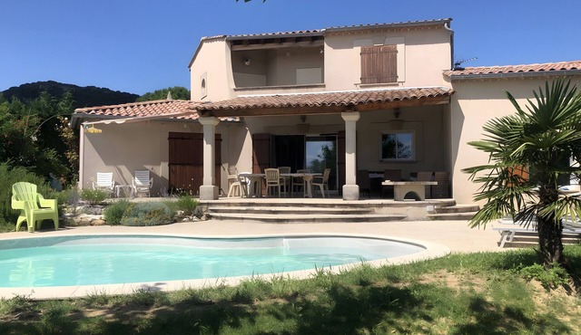 Cosy Ardèche Mas – Terrace, Pool & Private Garden