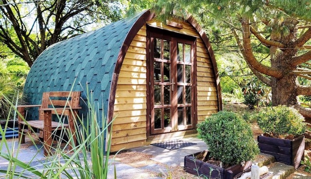 Cosy Glamping at The Greenhouse Spa Retreat