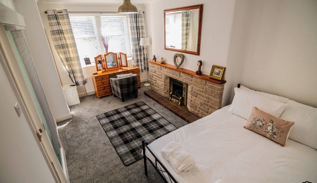 Cosy Historic Retreat Close to St Andrews